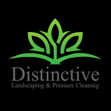 Distinctive Landscaping, LLC logo