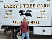 Larry's Tree Care logo