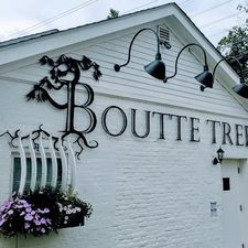Boutte Tree logo