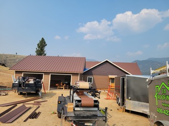 CB Roofing logo