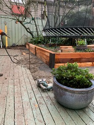 HH Landscaping Construction, LLC logo