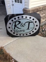 R&T Electric, LLC logo