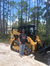 Warren Construction Services, LLC logo