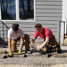 Evenson Hardscapes, LLC logo