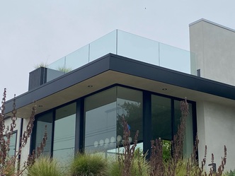 Dean Custom Glazing, Inc. logo
