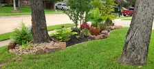 Logo for Garden Whisperer