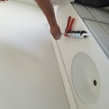 DM Handyman Services logo
