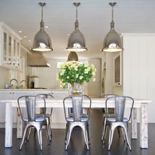 Modern Dining Room with white crown moulding