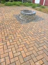 E Nolasco Construction & Landscaping logo