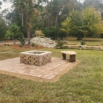 patio w/ fire pit