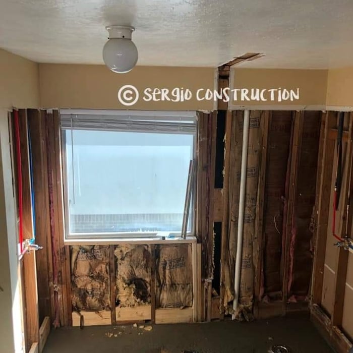 master bedroom bathroom
