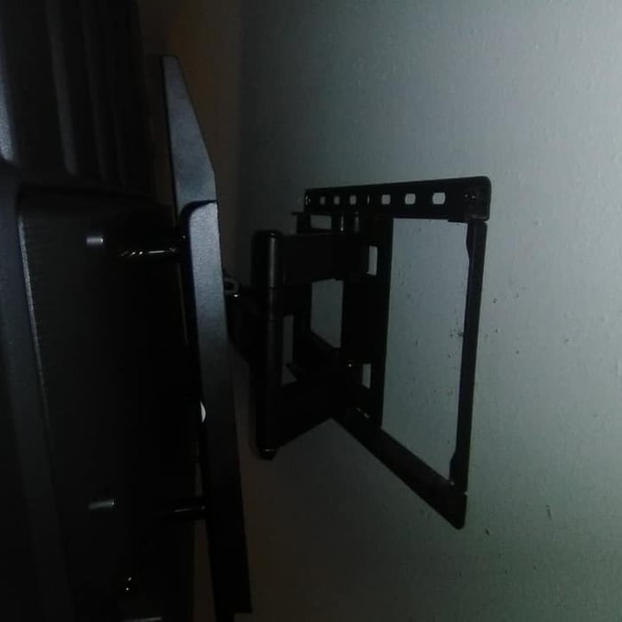 TV Mount on a swivel