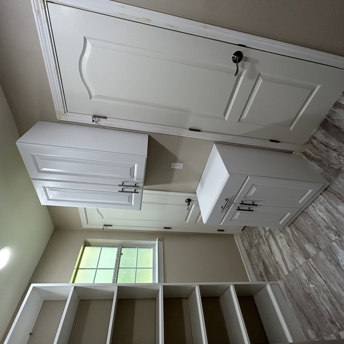 Gray Bathroom & Closet