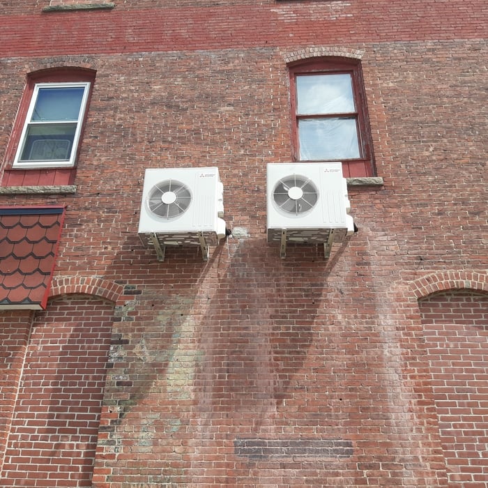 AC2