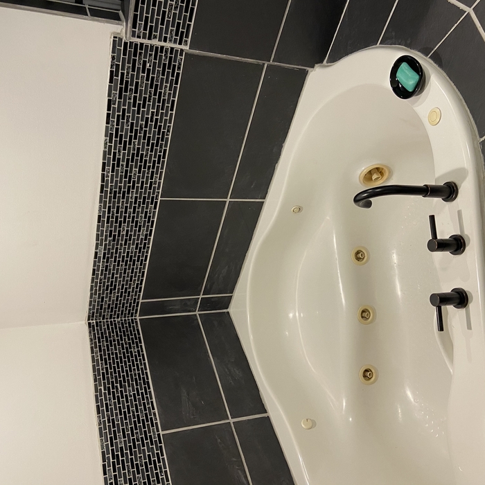 Bath Tub