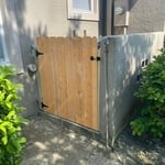 New fence gate 1