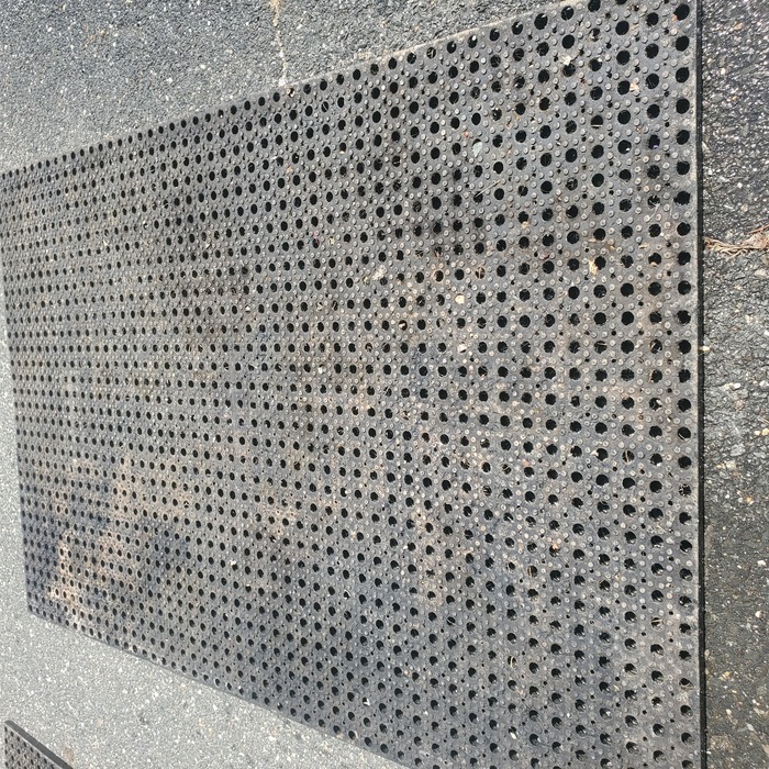 Sticky old bar mat