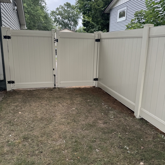 Tan Double Gate