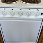 Kitchen stove deep clean