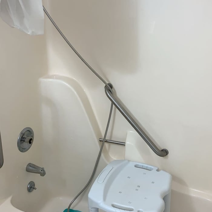 Bathroom deep clean