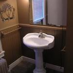 Pedestal Sink & Lighting
