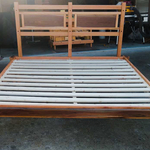 platform bed