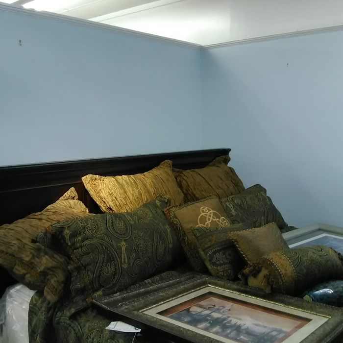 Bewely's Funiture