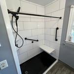 12x24 Shower w/ Black Pan
