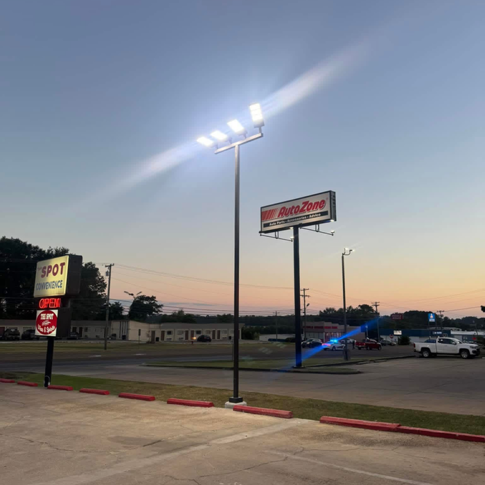 Light pole