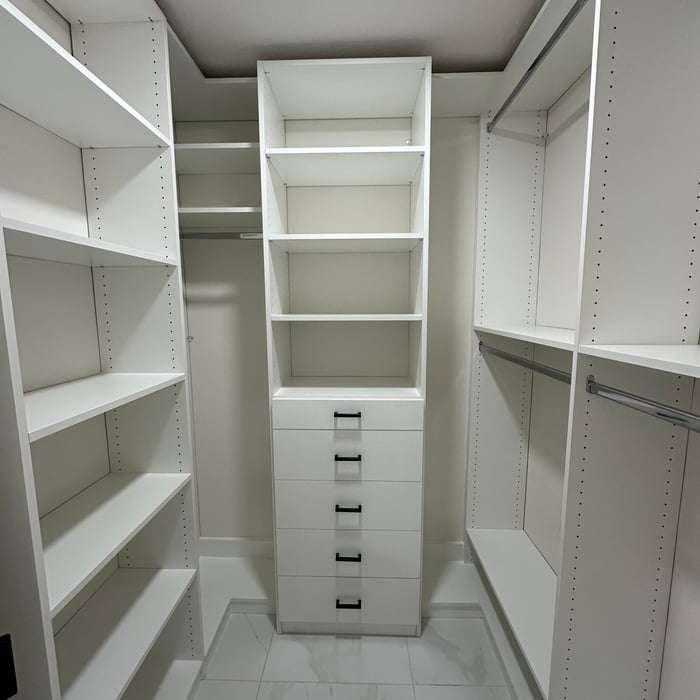 Walk-in Closet