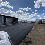 Asphalt paving