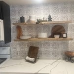 Floating shelves installation