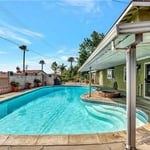 www.SoPeachy.com/Pools