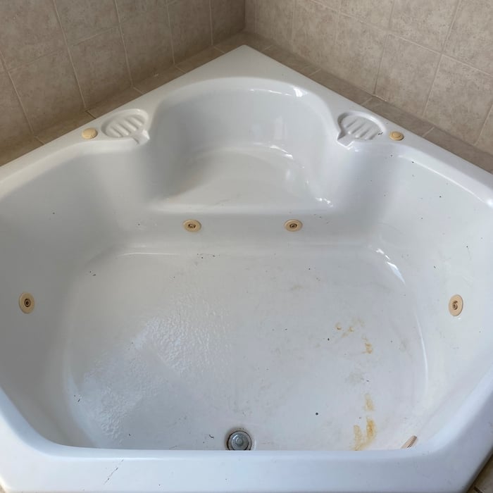 Jacuzzi jet removal