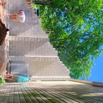 Retaining wall