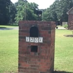 Flat top mailbox