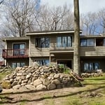 Bi-Level Retaining Wall