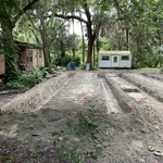 House pad w/ footers