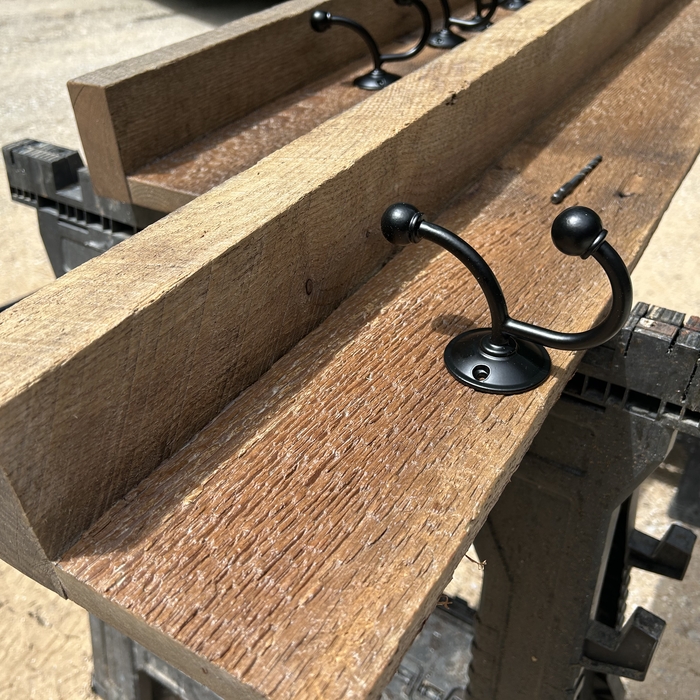 Bathroom shelves