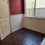 wainscot