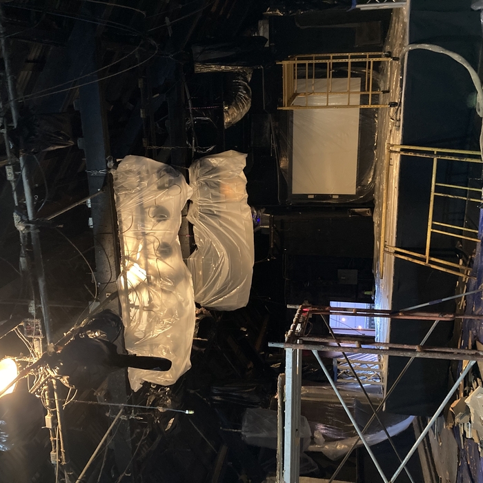 Protecting the stage lights