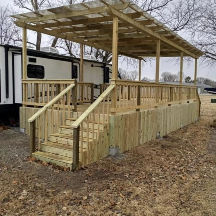 Decks/carpentry work