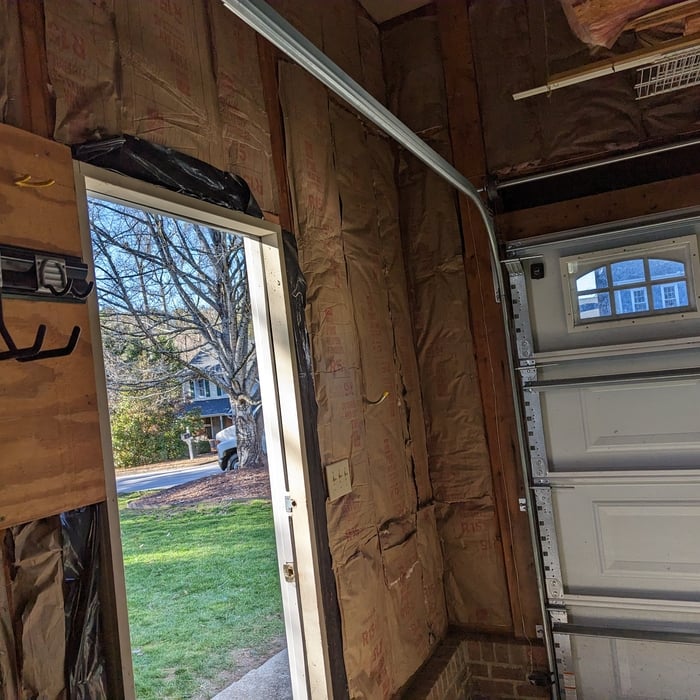 Garage walls with Kraft