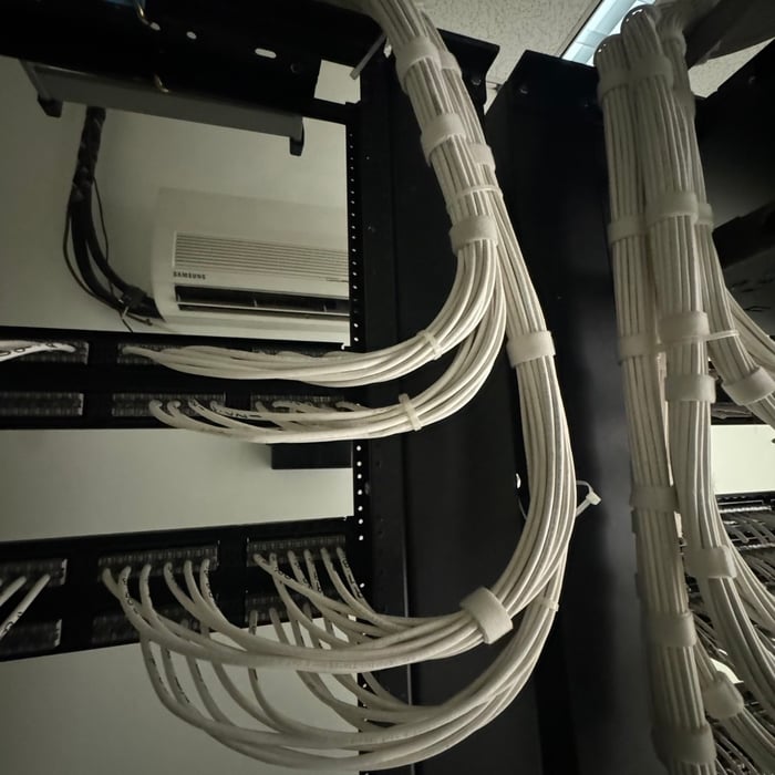 SERVER RACK CAT6
