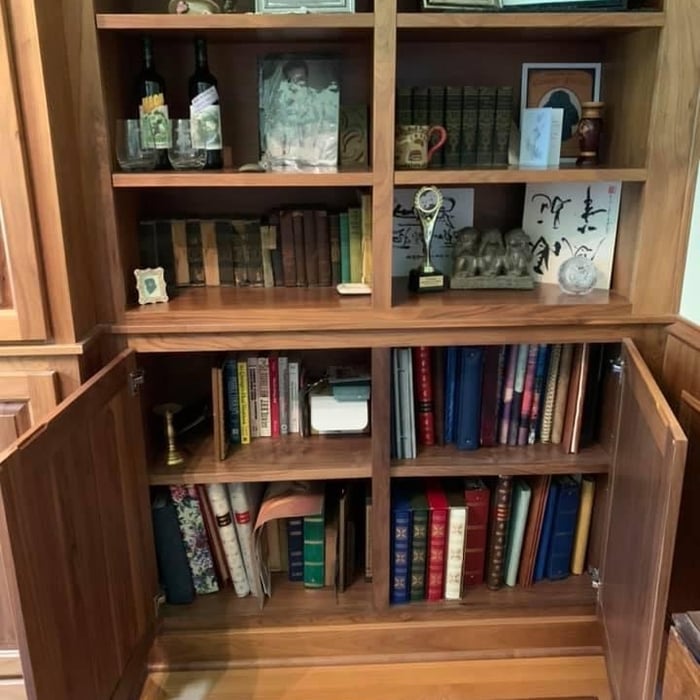 Bookshelf