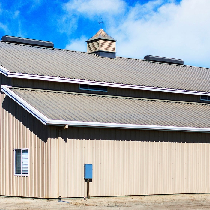 Raised Center Barn