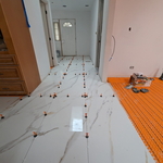 Large format tile floor