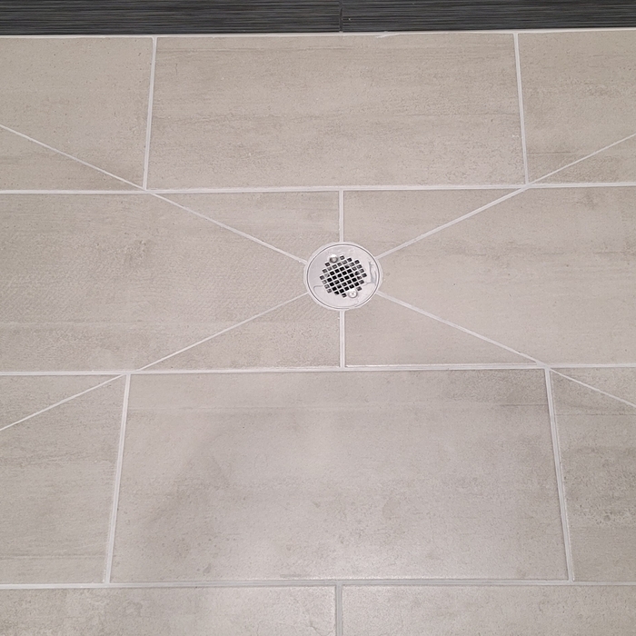 Borderless shower drain