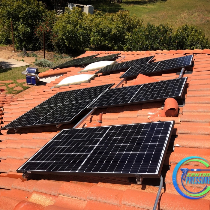 Roof & Solar Cleaning in Nipomo, CA
