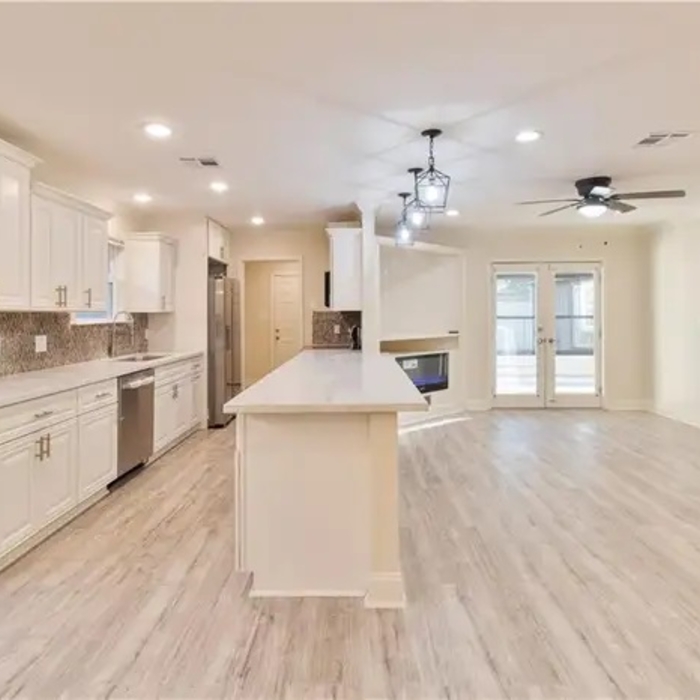 Kitchen/Dining View